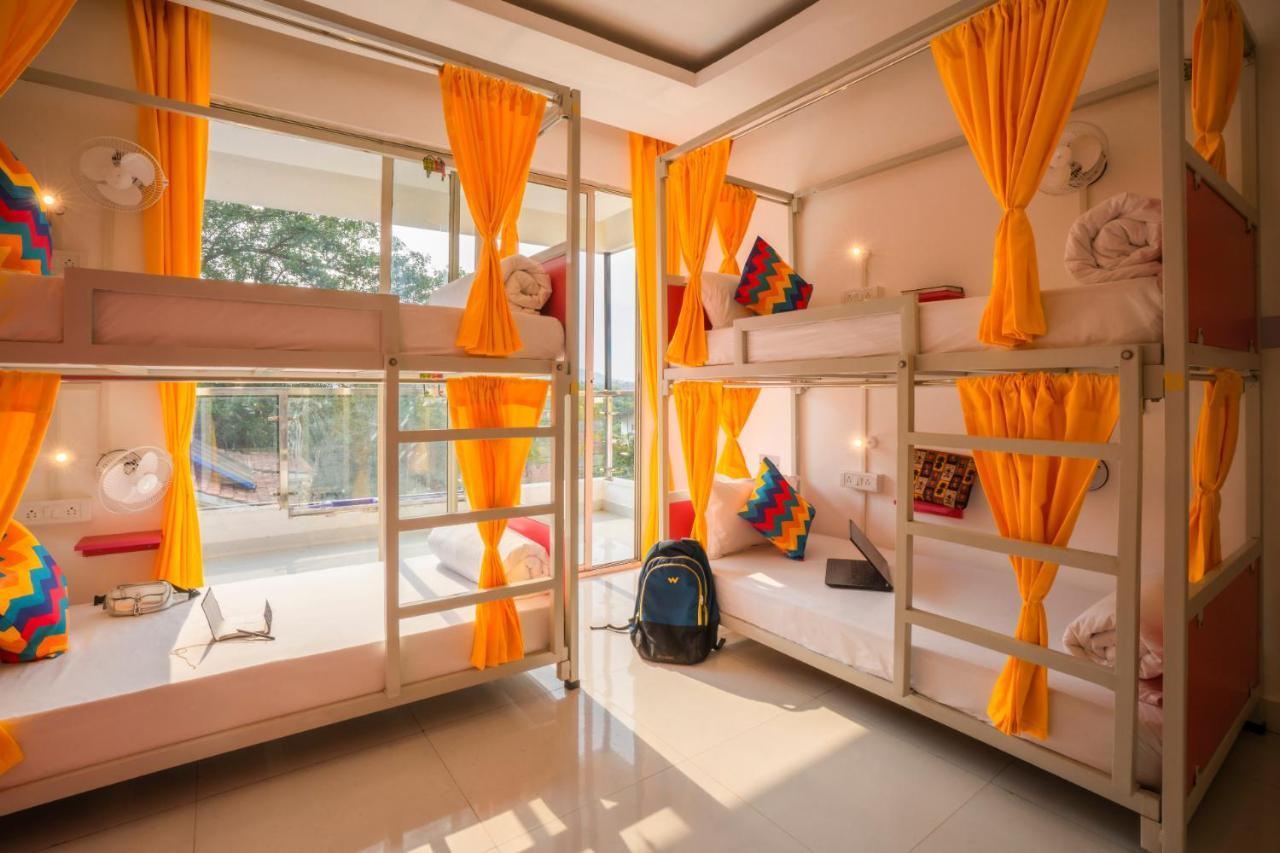 Gostops Goa, バガ エクステリア 写真